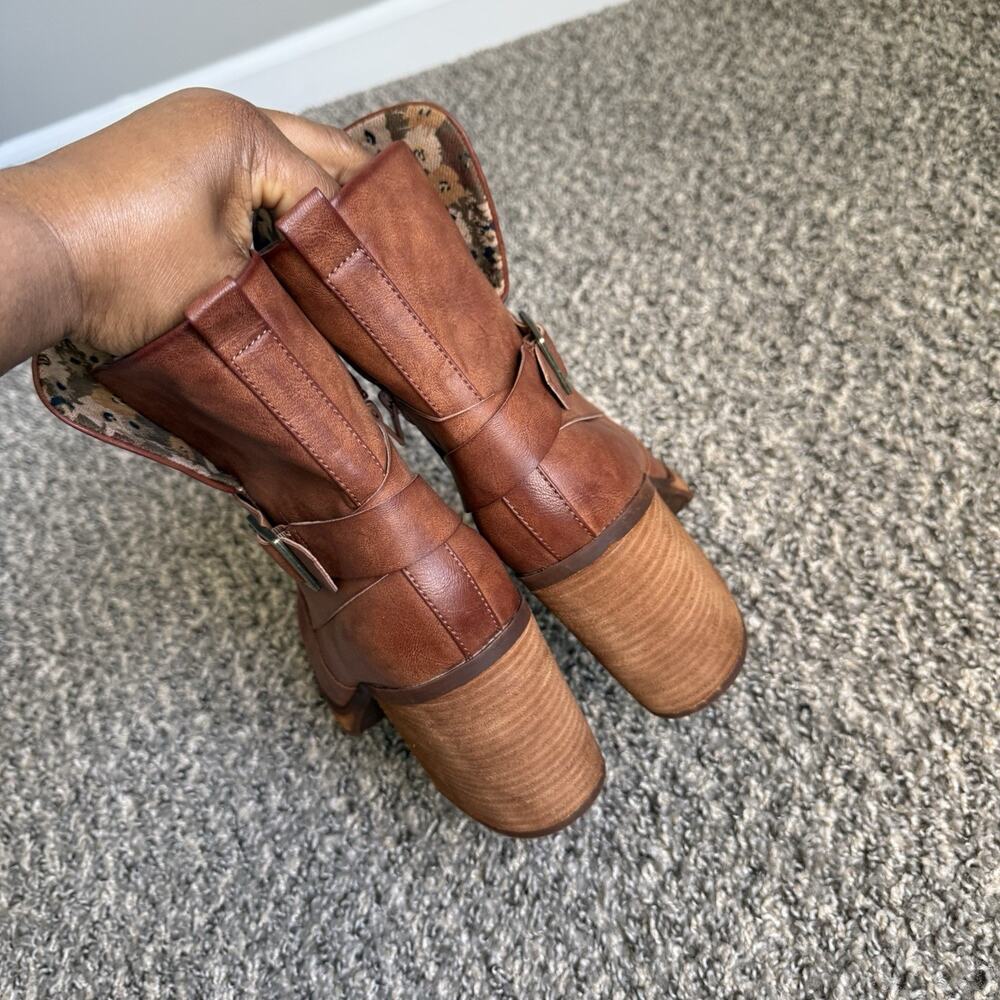 Korks Marci II Block Heel Boots Booties Brown Size 11 M Chunky Mid Calf New - Picture 3 of 8